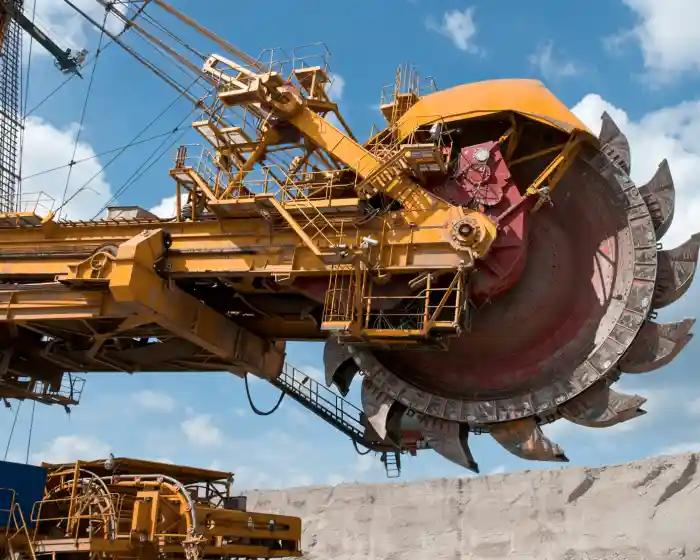 JS Precision & Global Hydraulic Systems OEM: High-Strength Welding for Heavy-Duty Machinery