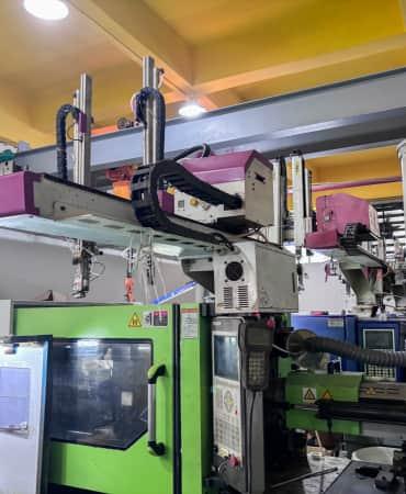 Injection Molding Shop