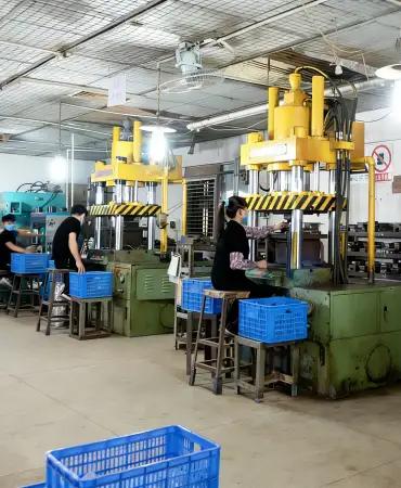 JS Precision die casting factory workshop 1
