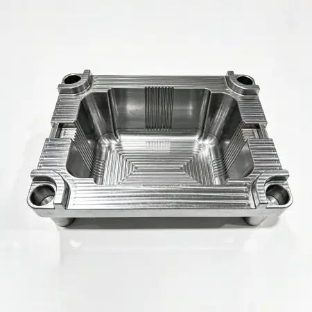 Single cavity mold