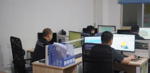 JS Precision engineering team supporting fast lead time