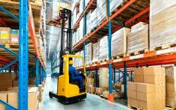 Global logistics coordination for industrial equipment components